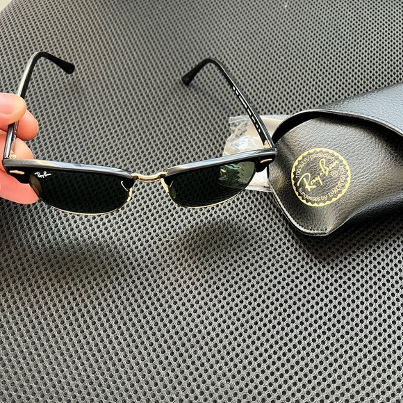 Ray-ban clubmaster sunglasses - Picture 2 of 4